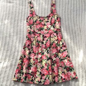 Forever 21 floral skater dress S
